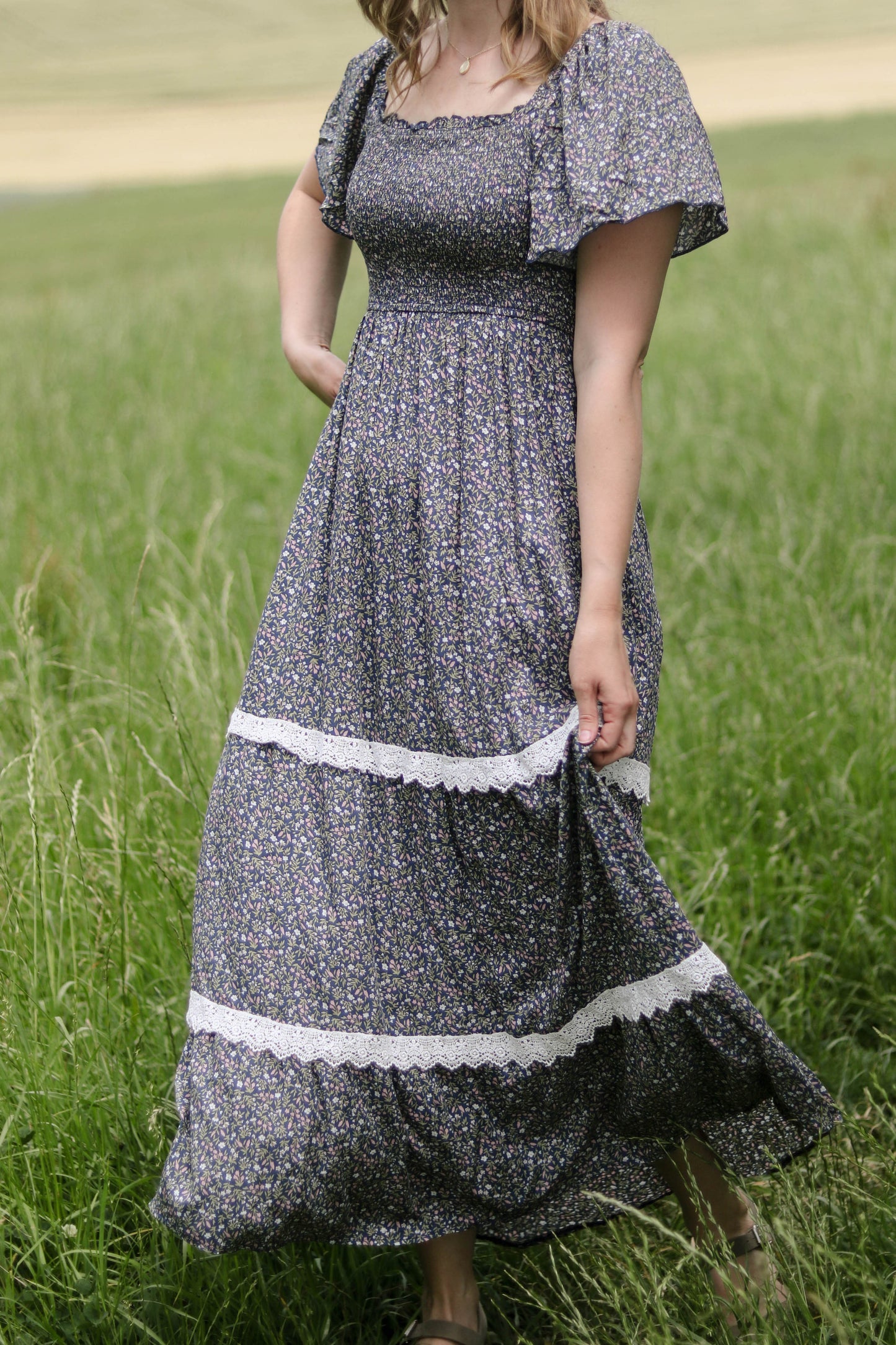 Blümchen Maxikleid "Brooklyn" (dunkelblau)