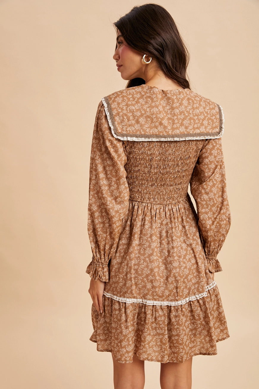 Kurzes Blümchen Kleid "Cassidy"